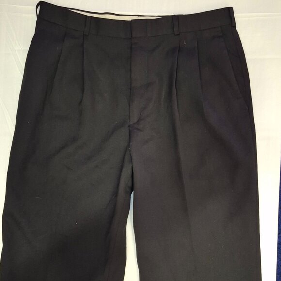 Slates by Dockers Black dress slacks. Pleated front. size 36/30 - Picture 8 of 15